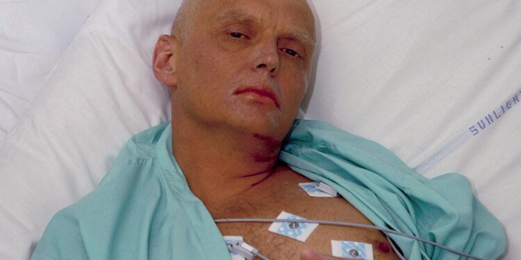 Alexander Litvinenko, el hombre ruso que fue envenenado con una dosis de polonio 210