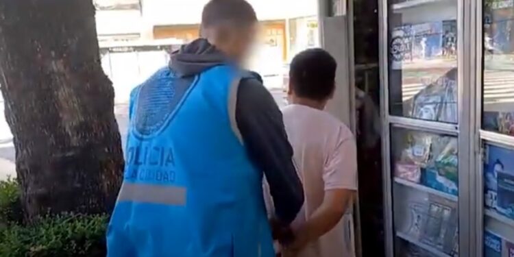 Extranjero acusado de abuso de menor detenido en Belgrano