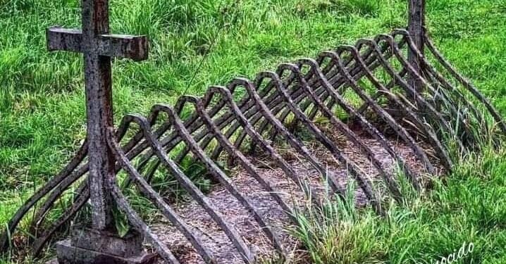Los Mortsafe son un invento del siglo XVIII diseñado para proteger las tumbas de los ladrones de cadáveres