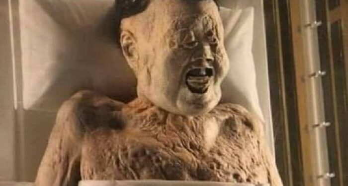 La imagen de la momia china que falleció hace 2000 años