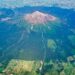 El Monte Taranaki o Monte Egmont, es un volcán icónico en la Isla Norte de Nueva Zelanda