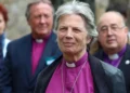 La iglesia anglicana de Gales eligió a su primera arzovispa abiertamente lesbiana