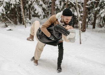 Este efecto de caer al suelo es un hecho natural que arrastra a casi todas las personas