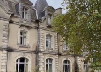 Murió sola en su mansión sin herederos