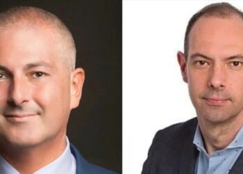 Son de ultraderecha y defienden valores tradicionales pero son gays