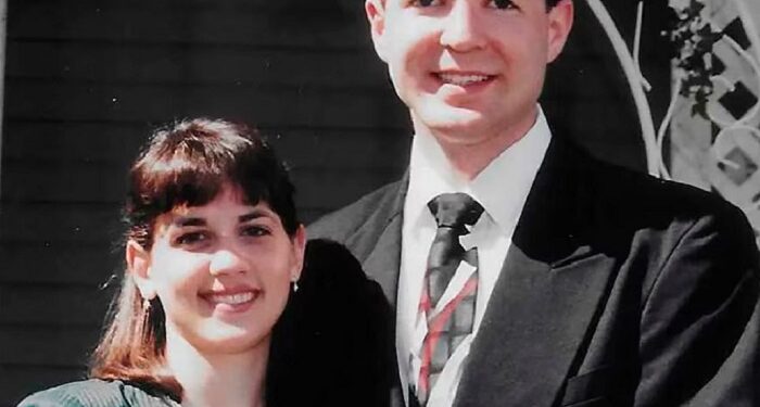 Descubrió que su esposo tenía secuestrados a dos ancianos en el sótano