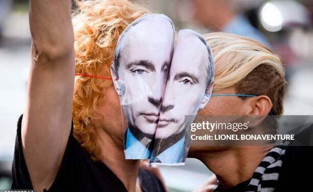 Vladimir Putin reafirma su postura sobre el matrimonio en Rusia