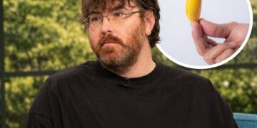 Michael Phillips tiene el pene más pequeño de mundo: mide 0,38 pulgadas