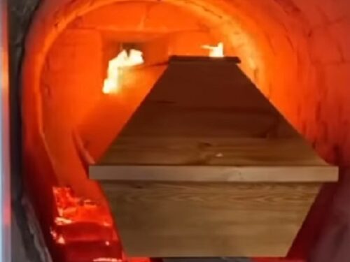 La cremación es un proceso técnico y controlado que utiliza altas temperaturas