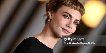 Cara Delevingne se confiesa ante Rosalía: “Mi debilidad solían ser las mujeres heterosexuales”