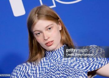 La hija trans de Elon Musk aparece en una campaña contra los robots y la IA